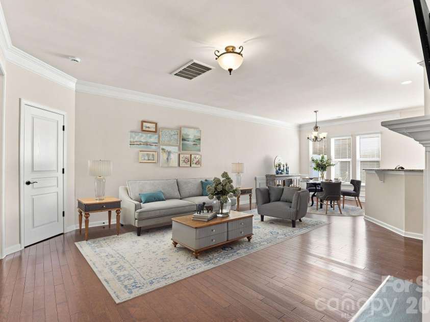 4148 Park South Station Boulevard, Charlotte, NC 28210.  MLS# CAR4406700, YatesRealty ID 41165. Virtual staging