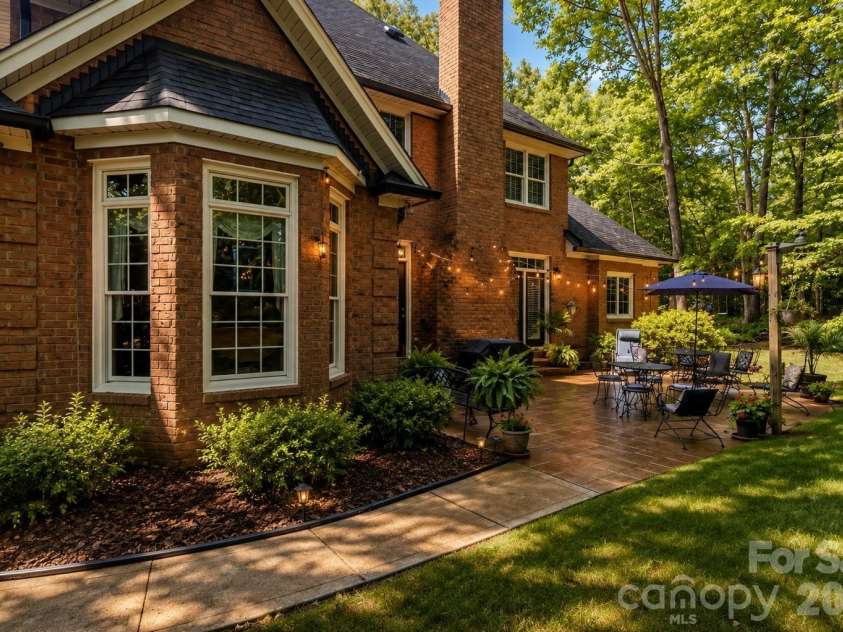 504 Downing Drive, Kings Mountain, NC 28086.  MLS# CAR4409130, YatesRealty ID 41166. 