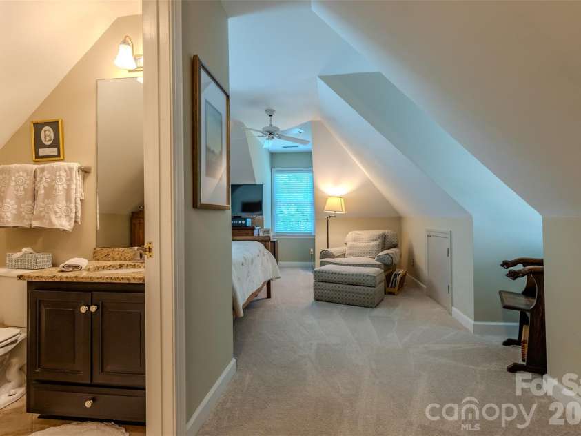 504 Downing Drive, Kings Mountain, NC 28086.  MLS# CAR4409130, YatesRealty ID 41166. 