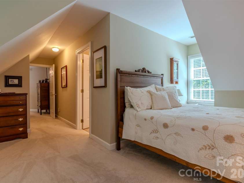 504 Downing Drive, Kings Mountain, NC 28086.  MLS# CAR4409130, YatesRealty ID 41166. 