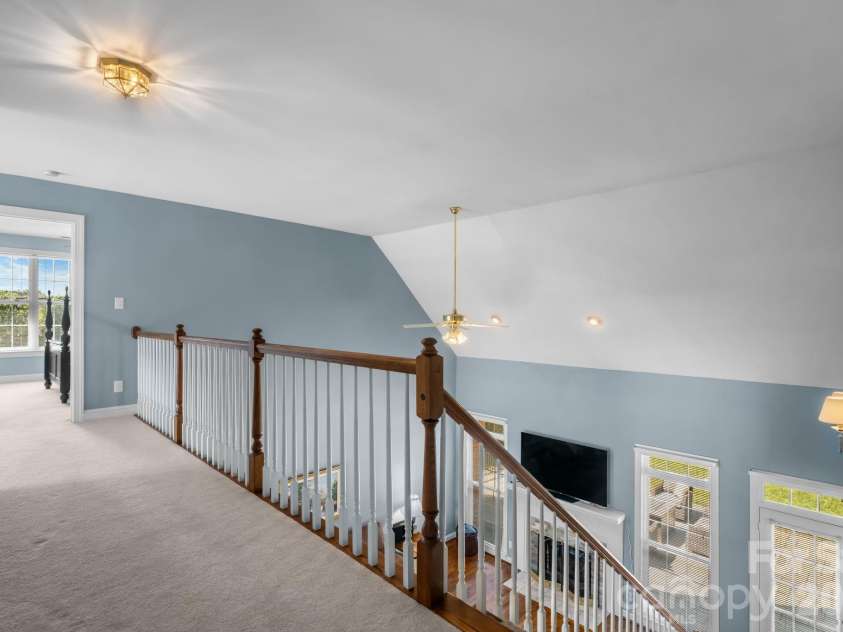 1025 Shore Drive, Hickory, NC 28601.  MLS# CAR4409107, YatesRealty ID 41168. 