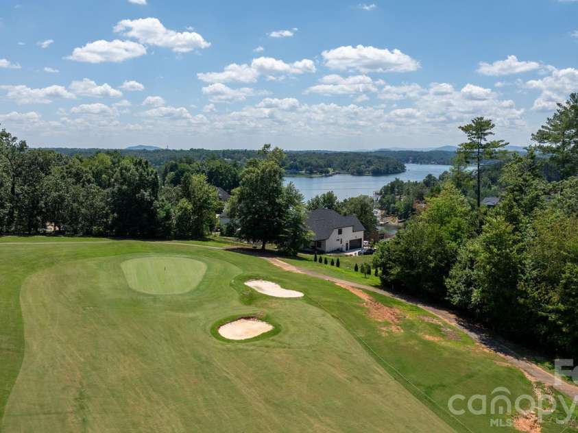 1025 Shore Drive, Hickory, NC 28601.  MLS# CAR4409107, YatesRealty ID 41168. 