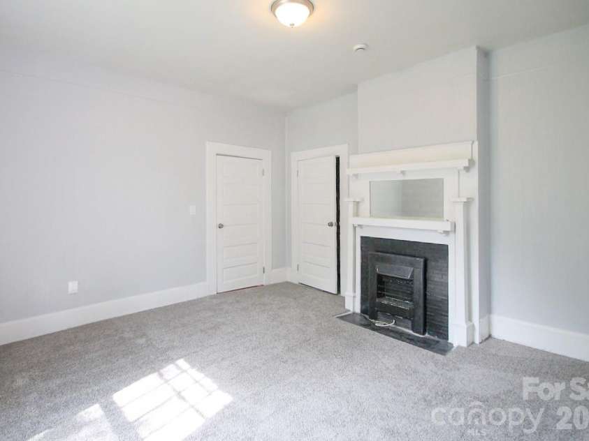 107 Pine Street, Chester, SC 29706.  MLS# CAR4353000, YatesRealty ID 4117. 
