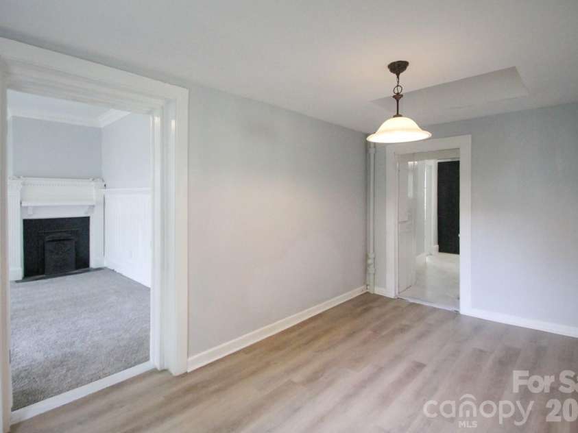 107 Pine Street, Chester, SC 29706.  MLS# CAR4353000, YatesRealty ID 4117. 