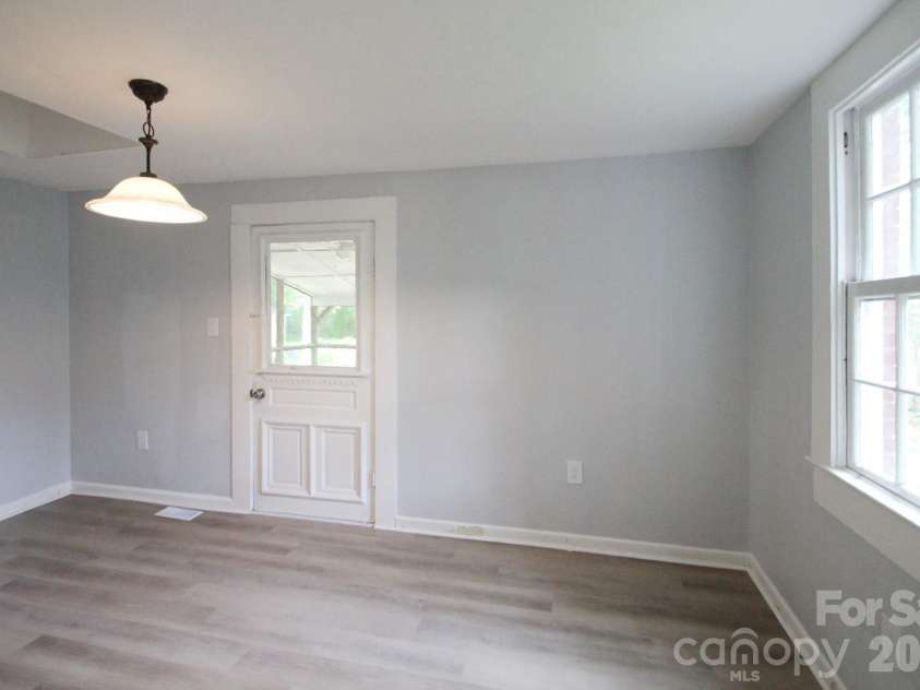 107 Pine Street, Chester, SC 29706.  MLS# CAR4353000, YatesRealty ID 4117. 