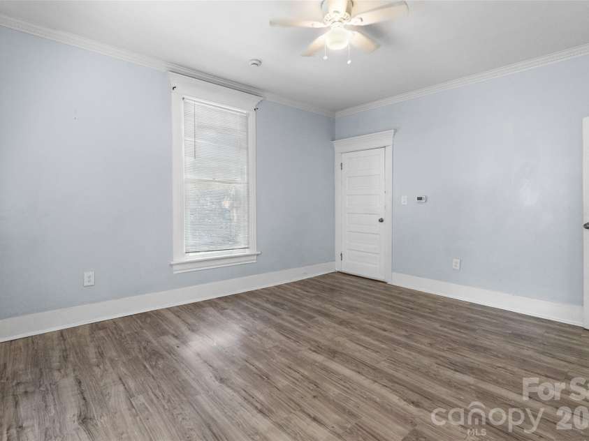 107 Pine Street, Chester, SC 29706.  MLS# CAR4353000, YatesRealty ID 4117. 