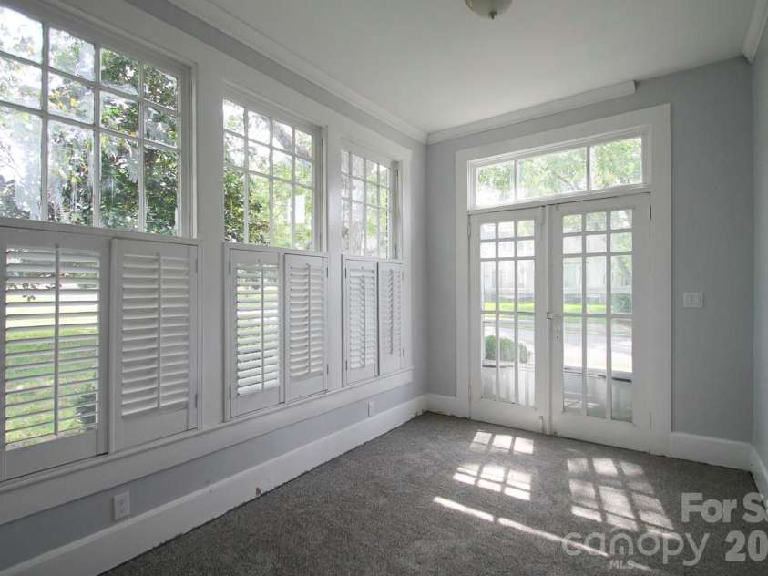 107 Pine Street, Chester, SC 29706.  MLS# CAR4353000, YatesRealty ID 4117. 