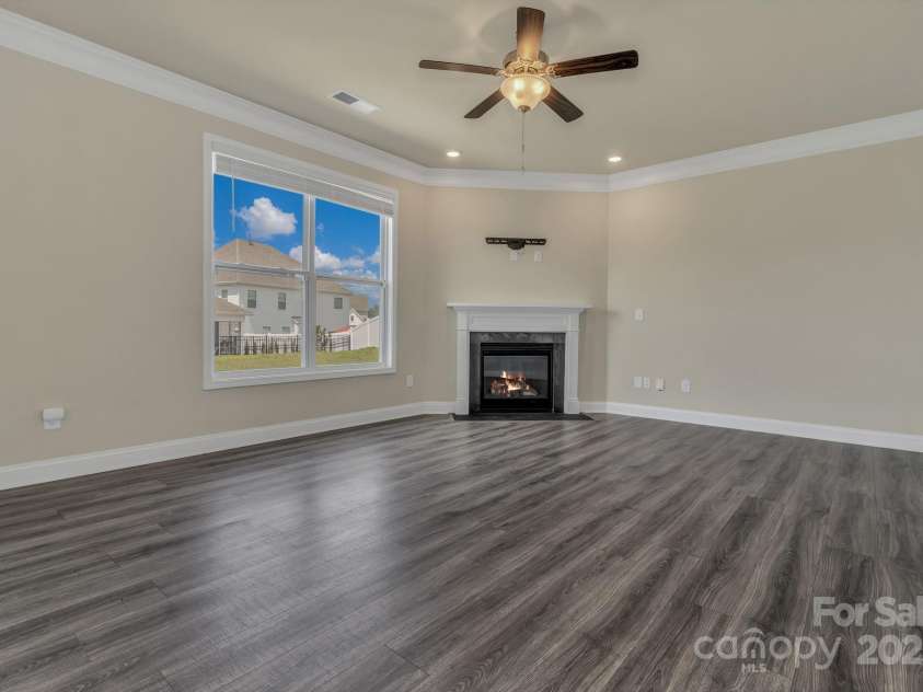 59 Thornberry Road, Hendersonville, NC 28792.  MLS# CAR4278658, YatesRealty ID 4117. 