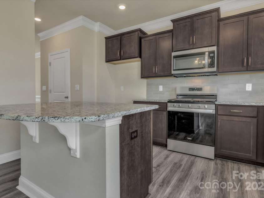 59 Thornberry Road, Hendersonville, NC 28792.  MLS# CAR4278658, YatesRealty ID 4117. 