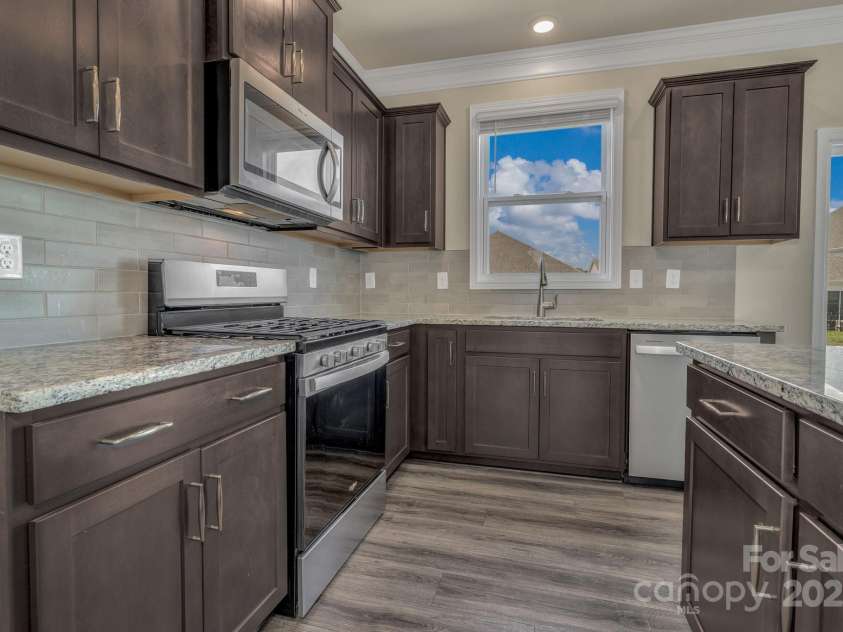 59 Thornberry Road, Hendersonville, NC 28792.  MLS# CAR4278658, YatesRealty ID 4117. 