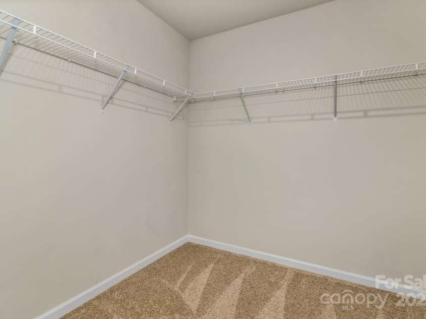 59 Thornberry Road, Hendersonville, NC 28792.  MLS# CAR4278658, YatesRealty ID 4117. 