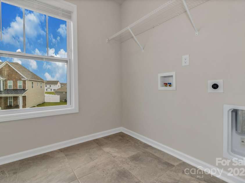 59 Thornberry Road, Hendersonville, NC 28792.  MLS# CAR4278658, YatesRealty ID 4117. 