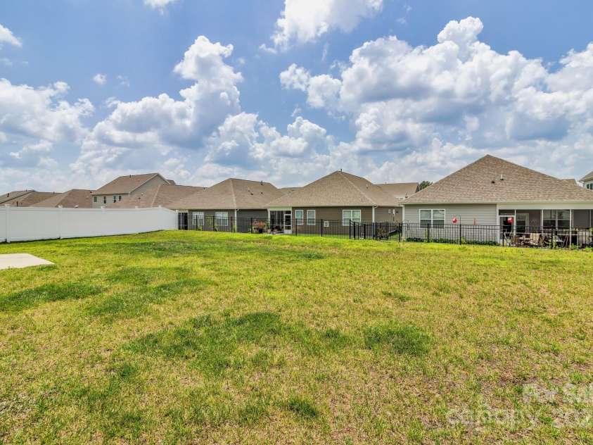 59 Thornberry Road, Hendersonville, NC 28792.  MLS# CAR4278658, YatesRealty ID 4117. 