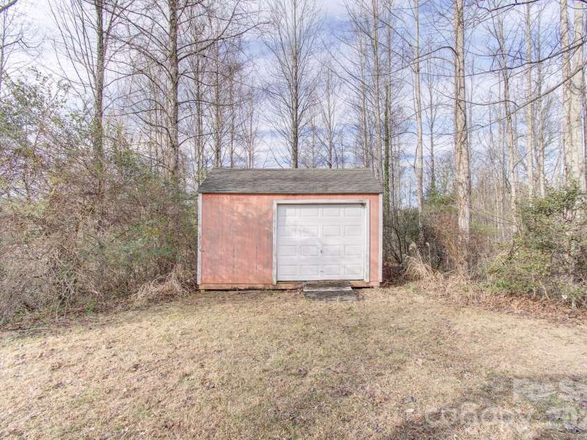 1496 Summit Springs Drive, Flat Rock, NC 28731.  MLS# CAR4332633, YatesRealty ID 4118. 