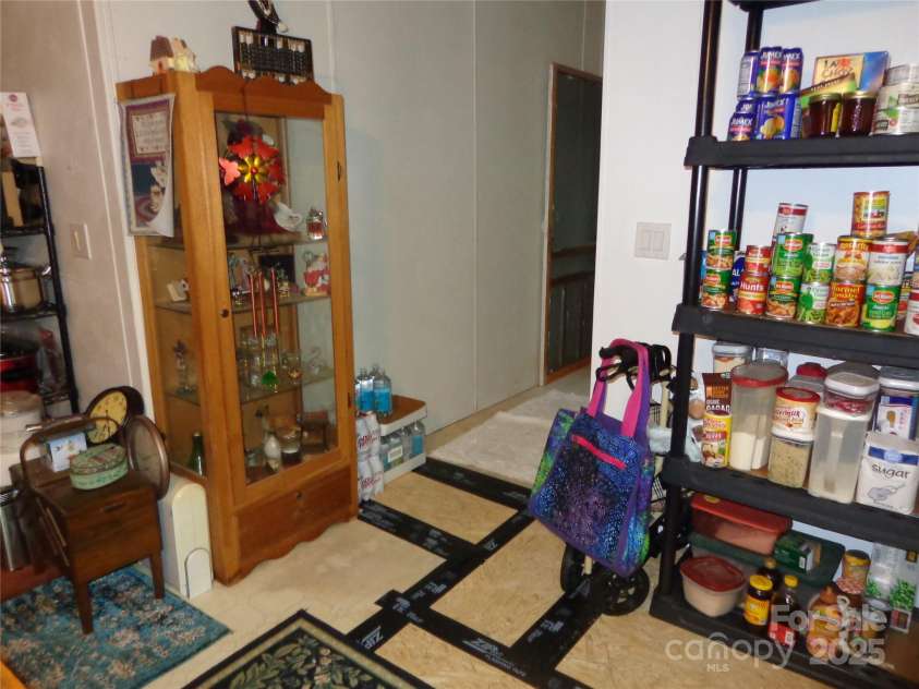 89 Blue Mountain Road, Fairview, NC 28730.  MLS# CAR4309479, YatesRealty ID 4118. 