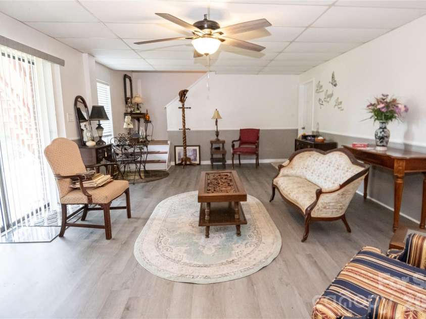 100 Oakridge Drive, Morganton, NC 28655.  MLS# CAR4406436, YatesRealty ID 41182. 