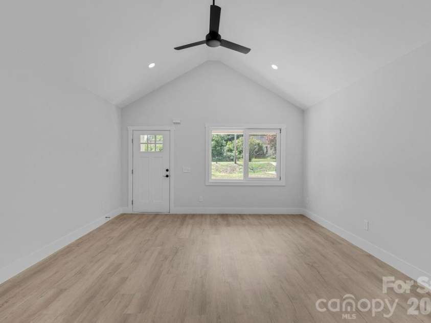 510 Second Avenue, Gastonia, NC 28054.  MLS# CAR4409848, YatesRealty ID 41188. 