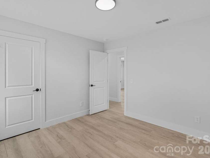 510 Second Avenue, Gastonia, NC 28054.  MLS# CAR4409848, YatesRealty ID 41188. 