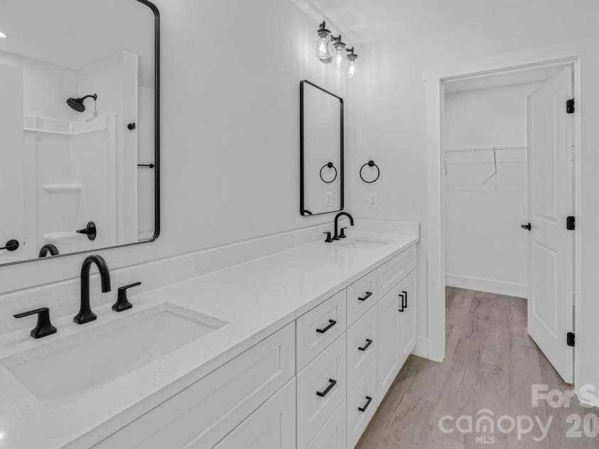 510 Second Avenue, Gastonia, NC 28054.  MLS# CAR4409848, YatesRealty ID 41188. 