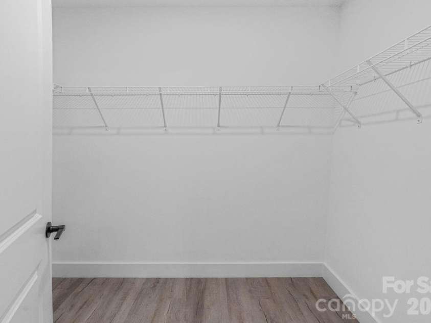 520 Second Avenue, Gastonia, NC 28054.  MLS# CAR4409852, YatesRealty ID 41189. 