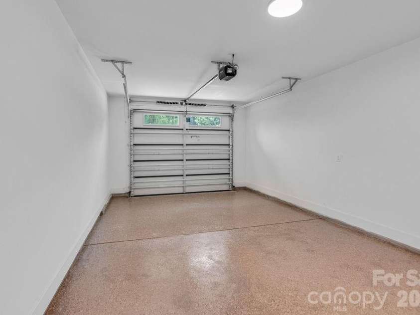 520 Second Avenue, Gastonia, NC 28054.  MLS# CAR4409852, YatesRealty ID 41189. 