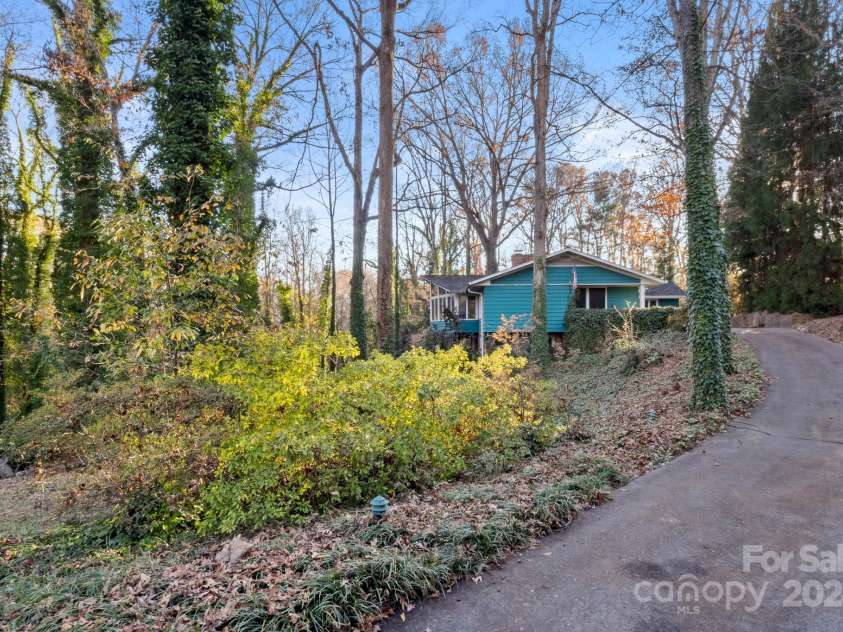 702 Forest Hill Drive, Shelby, NC 28150.  MLS# CAR4185280, YatesRealty ID 4119. ...a private setting...