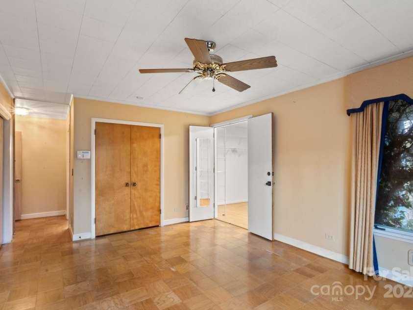 702 Forest Hill Drive, Shelby, NC 28150.  MLS# CAR4185280, YatesRealty ID 4119. ...several closets,...