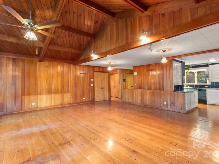 702 Forest Hill Drive, Shelby, NC 28150.  MLS# CAR4185280, YatesRealty ID 4119. Think of all of the new memories to be made here!