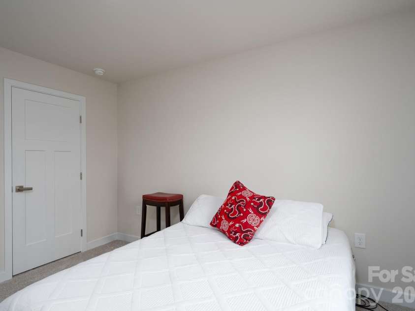 121 Jameson Park Drive, Troutman, NC 28166.  MLS# CAR4409911, YatesRealty ID 41192. 