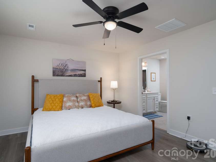 121 Jameson Park Drive, Troutman, NC 28166.  MLS# CAR4409911, YatesRealty ID 41192. 