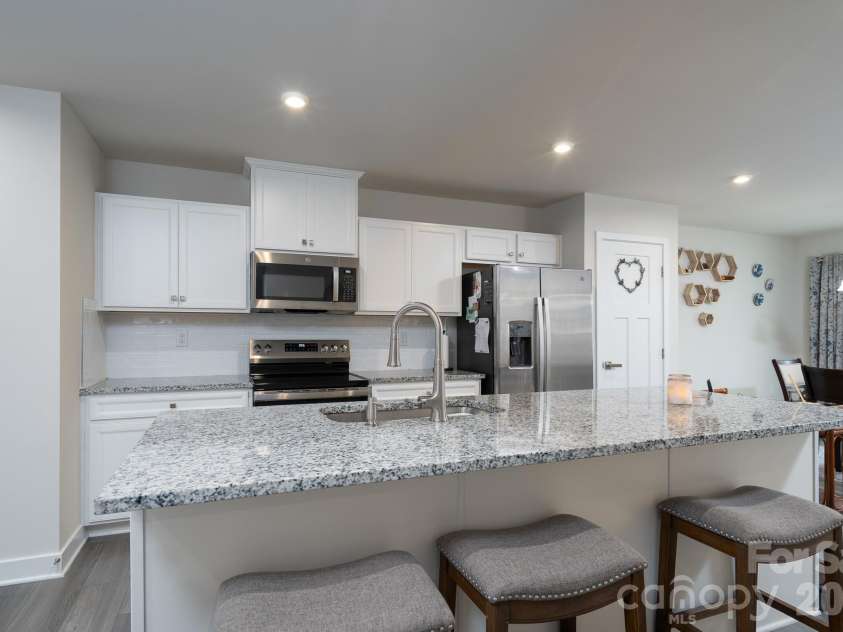 121 Jameson Park Drive, Troutman, NC 28166.  MLS# CAR4409911, YatesRealty ID 41192. 
