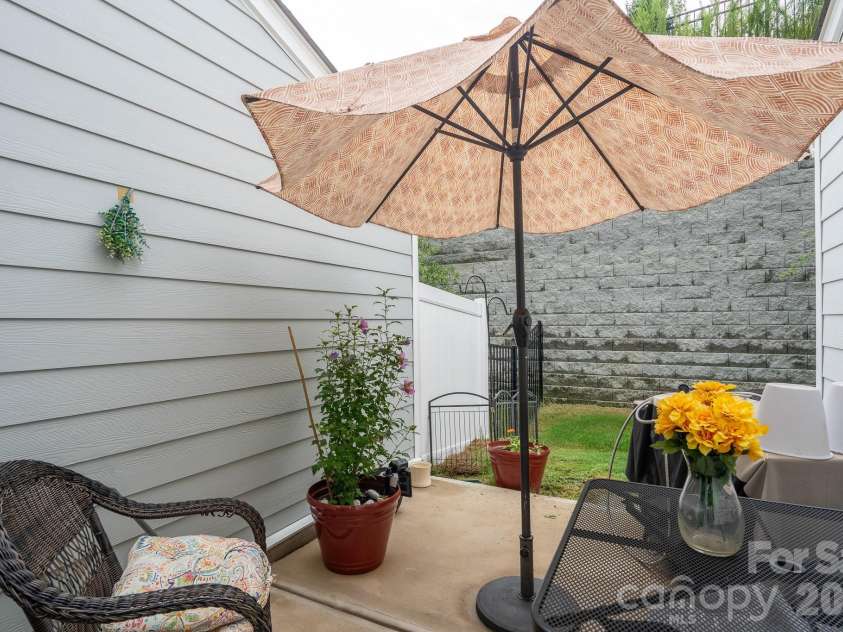 121 Jameson Park Drive, Troutman, NC 28166.  MLS# CAR4409911, YatesRealty ID 41192. 
