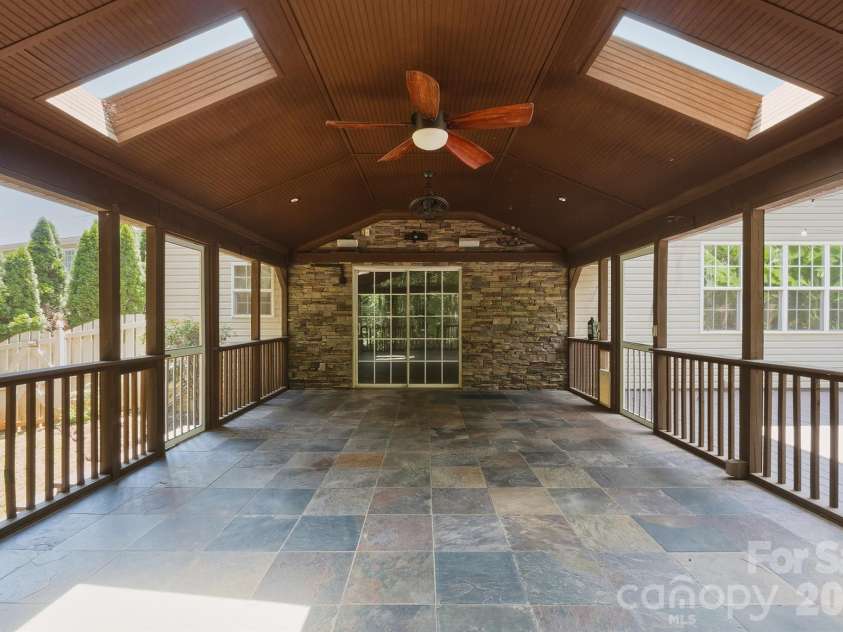 13316 Emerald Branch Lane, Charlotte, NC 28273.  MLS# CAR4409494, YatesRealty ID 41194. 