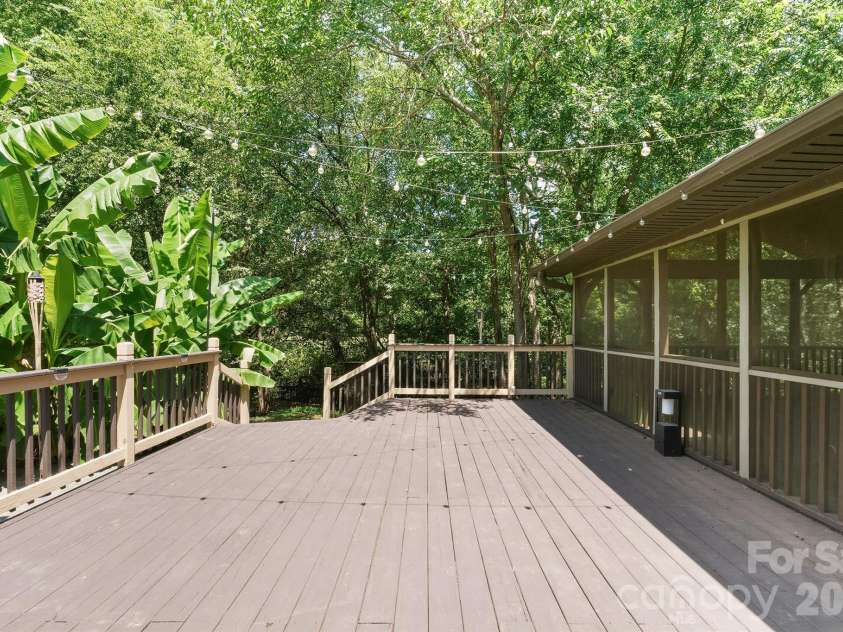 13316 Emerald Branch Lane, Charlotte, NC 28273.  MLS# CAR4409494, YatesRealty ID 41194. 