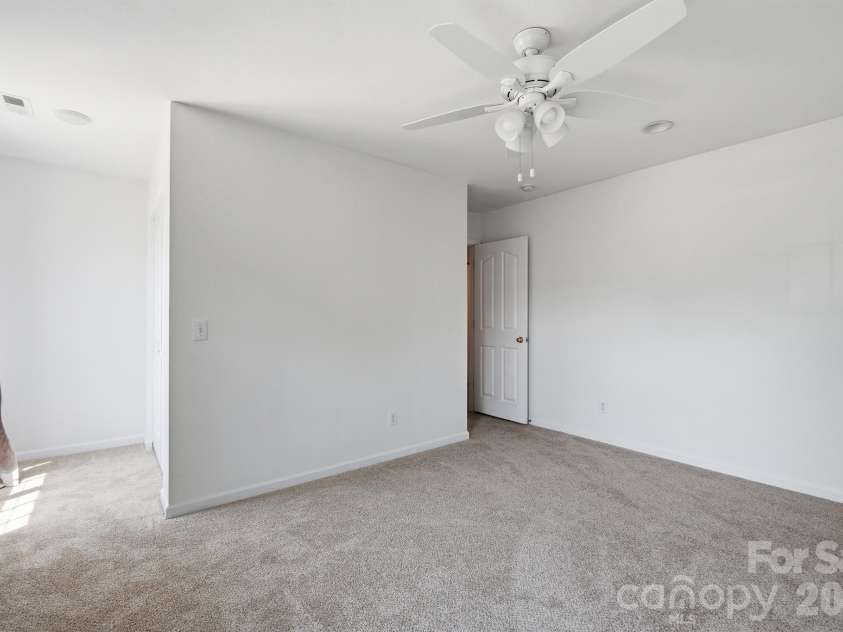 13316 Emerald Branch Lane, Charlotte, NC 28273.  MLS# CAR4409494, YatesRealty ID 41194. 