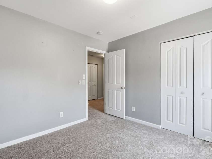 13316 Emerald Branch Lane, Charlotte, NC 28273.  MLS# CAR4409494, YatesRealty ID 41194. 