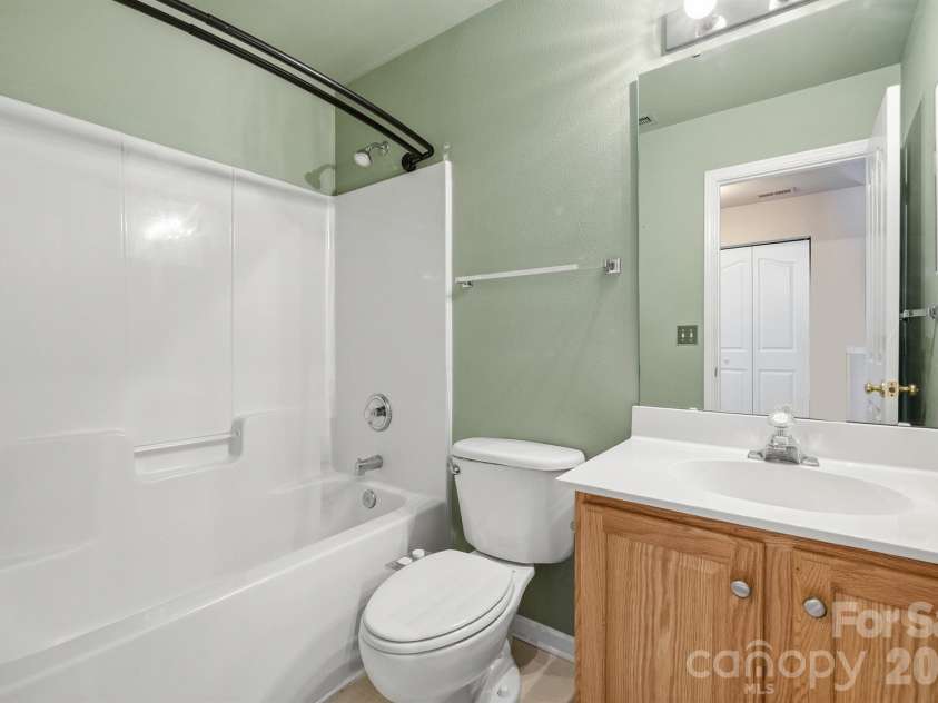 13316 Emerald Branch Lane, Charlotte, NC 28273.  MLS# CAR4409494, YatesRealty ID 41194. 