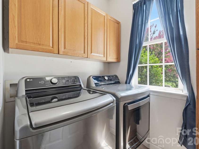13316 Emerald Branch Lane, Charlotte, NC 28273.  MLS# CAR4409494, YatesRealty ID 41194. 