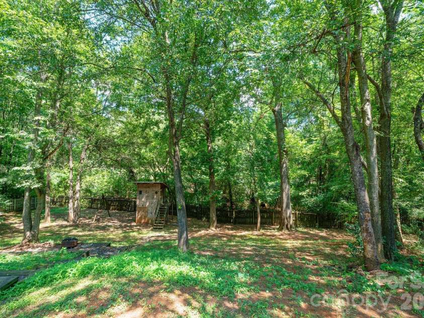 13316 Emerald Branch Lane, Charlotte, NC 28273.  MLS# CAR4409494, YatesRealty ID 41194. 