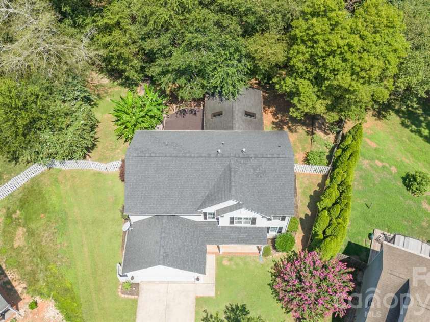 13316 Emerald Branch Lane, Charlotte, NC 28273.  MLS# CAR4409494, YatesRealty ID 41194. 