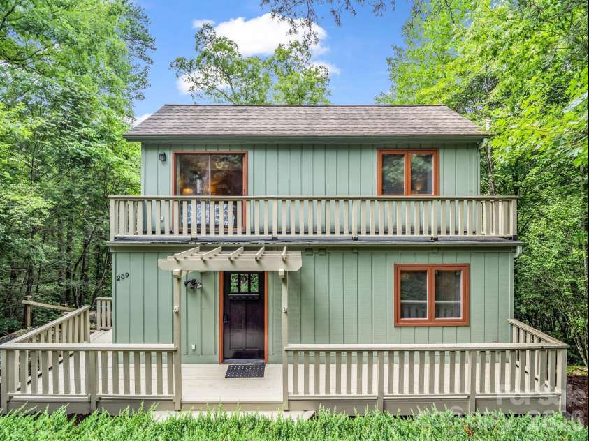 209 Dogwood Drive, Lake Lure, NC 28746.  MLS# CAR4408649, YatesRealty ID 41197. 