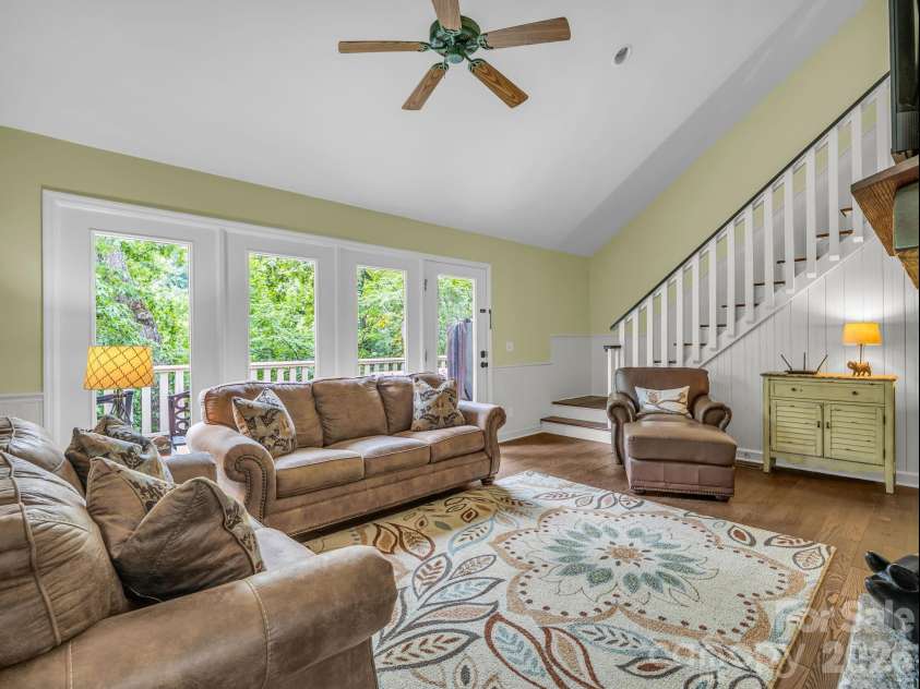 209 Dogwood Drive, Lake Lure, NC 28746.  MLS# CAR4408649, YatesRealty ID 41197. 