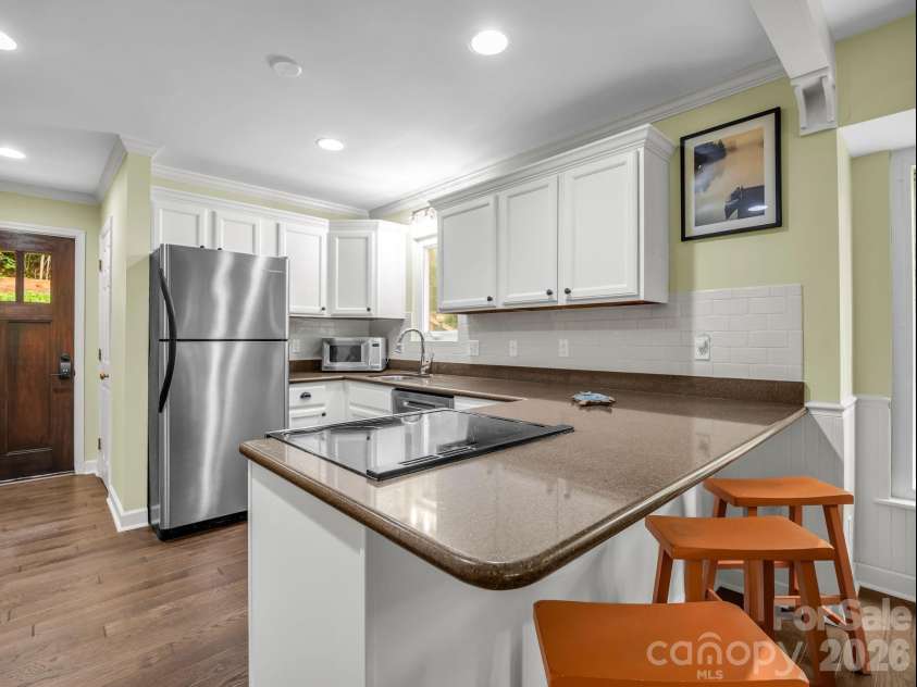 209 Dogwood Drive, Lake Lure, NC 28746.  MLS# CAR4408649, YatesRealty ID 41197. 
