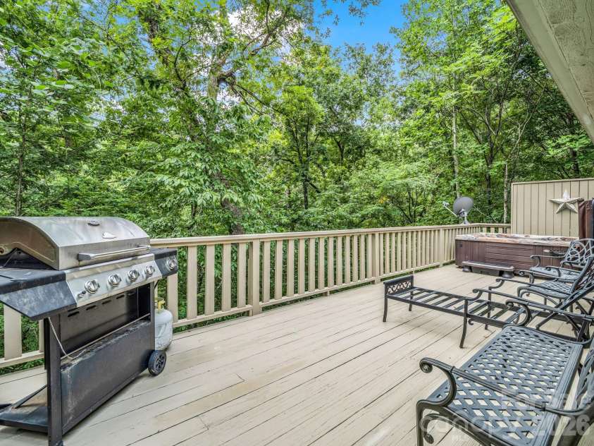 209 Dogwood Drive, Lake Lure, NC 28746.  MLS# CAR4408649, YatesRealty ID 41197. 