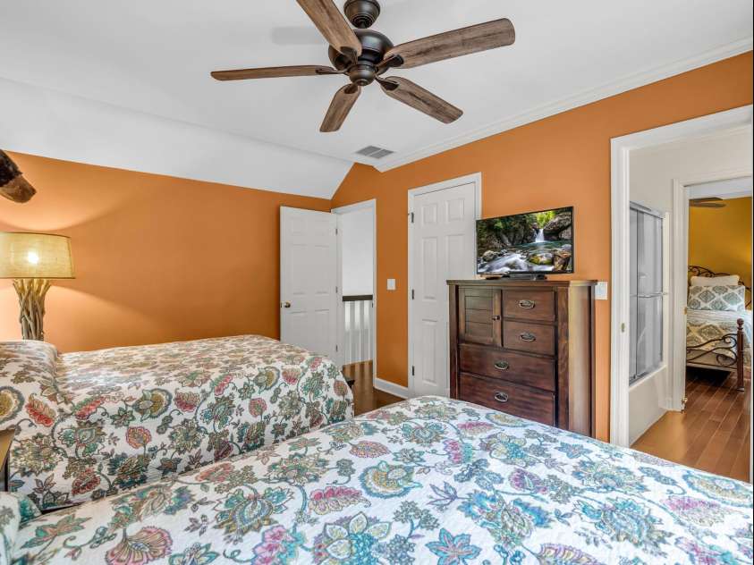 209 Dogwood Drive, Lake Lure, NC 28746.  MLS# CAR4408649, YatesRealty ID 41197. 
