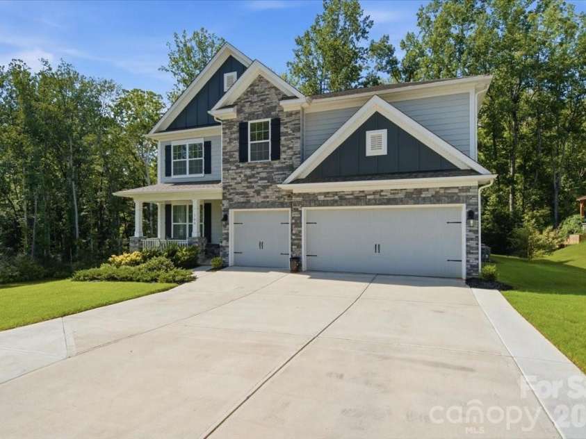 166 Aviendha Lane, Troutman, NC 28166.  MLS# CAR4409150, YatesRealty ID 41198. 