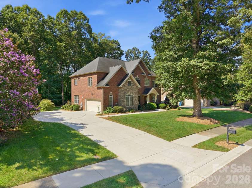 209 Churchill Drive, Salisbury, NC 28144.  MLS# CAR4409995, YatesRealty ID 41199. 