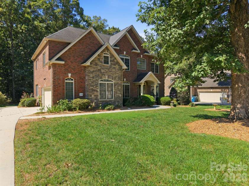 209 Churchill Drive, Salisbury, NC 28144.  MLS# CAR4409995, YatesRealty ID 41199. 