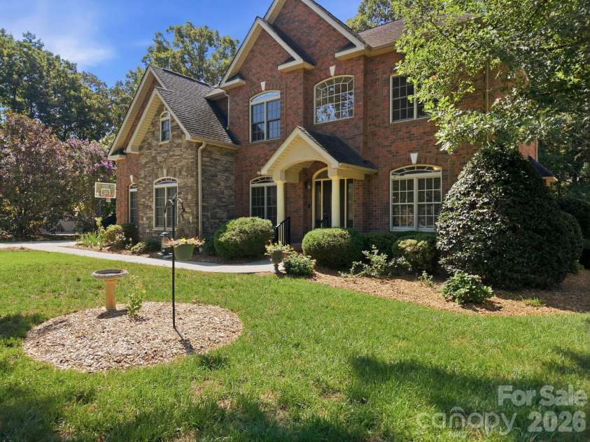 209 Churchill Drive, Salisbury, NC 28144.  MLS# CAR4409995, YatesRealty ID 41199. 