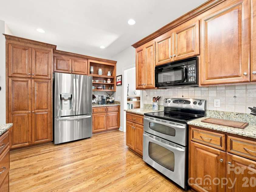 209 Churchill Drive, Salisbury, NC 28144.  MLS# CAR4409995, YatesRealty ID 41199. 